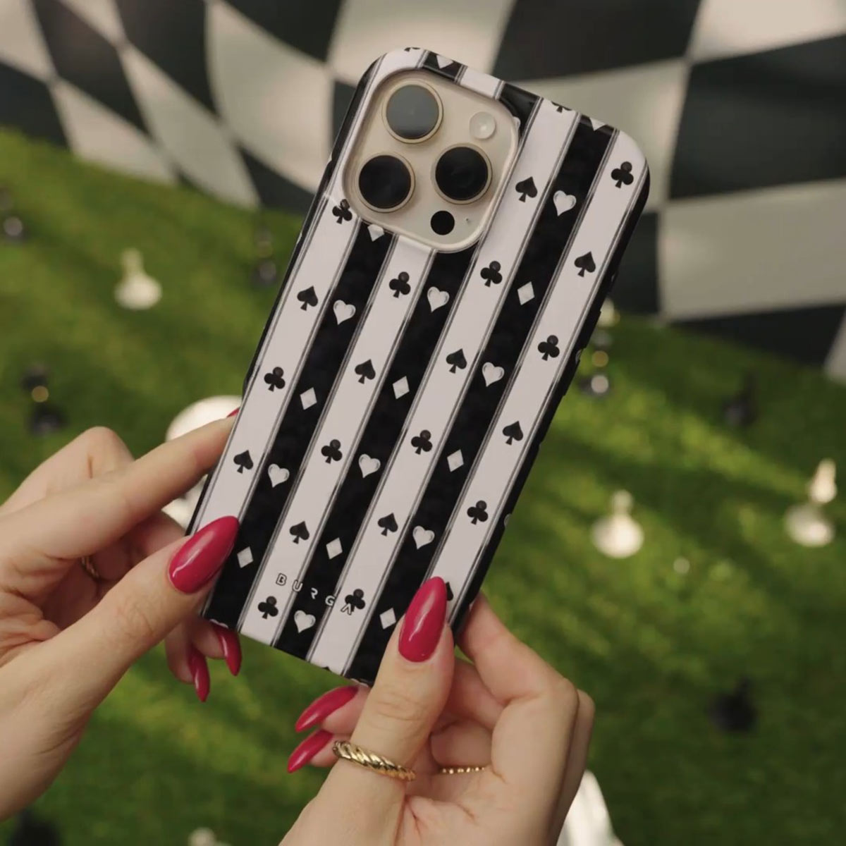 Queen's Court - Google Pixel 10a Case